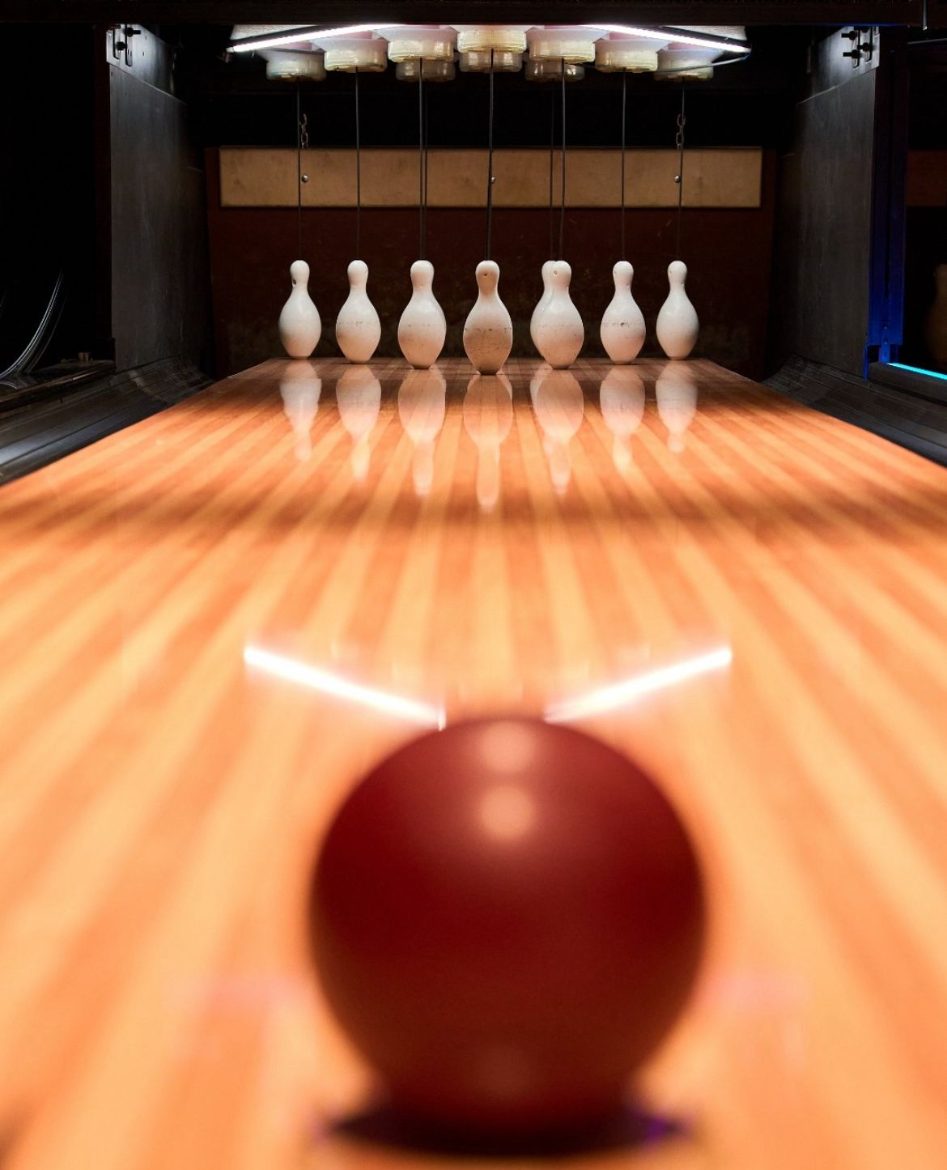 Lightweight ball, no finger holes.